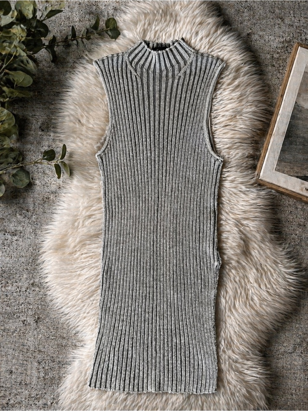ROCK & REPUBLIC Ribbed Sleeveless Sweater Dress Mock Neck Neutral L